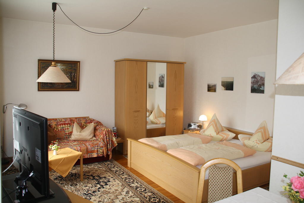 Gaestehaus Kirchlay Kröv Kamer foto